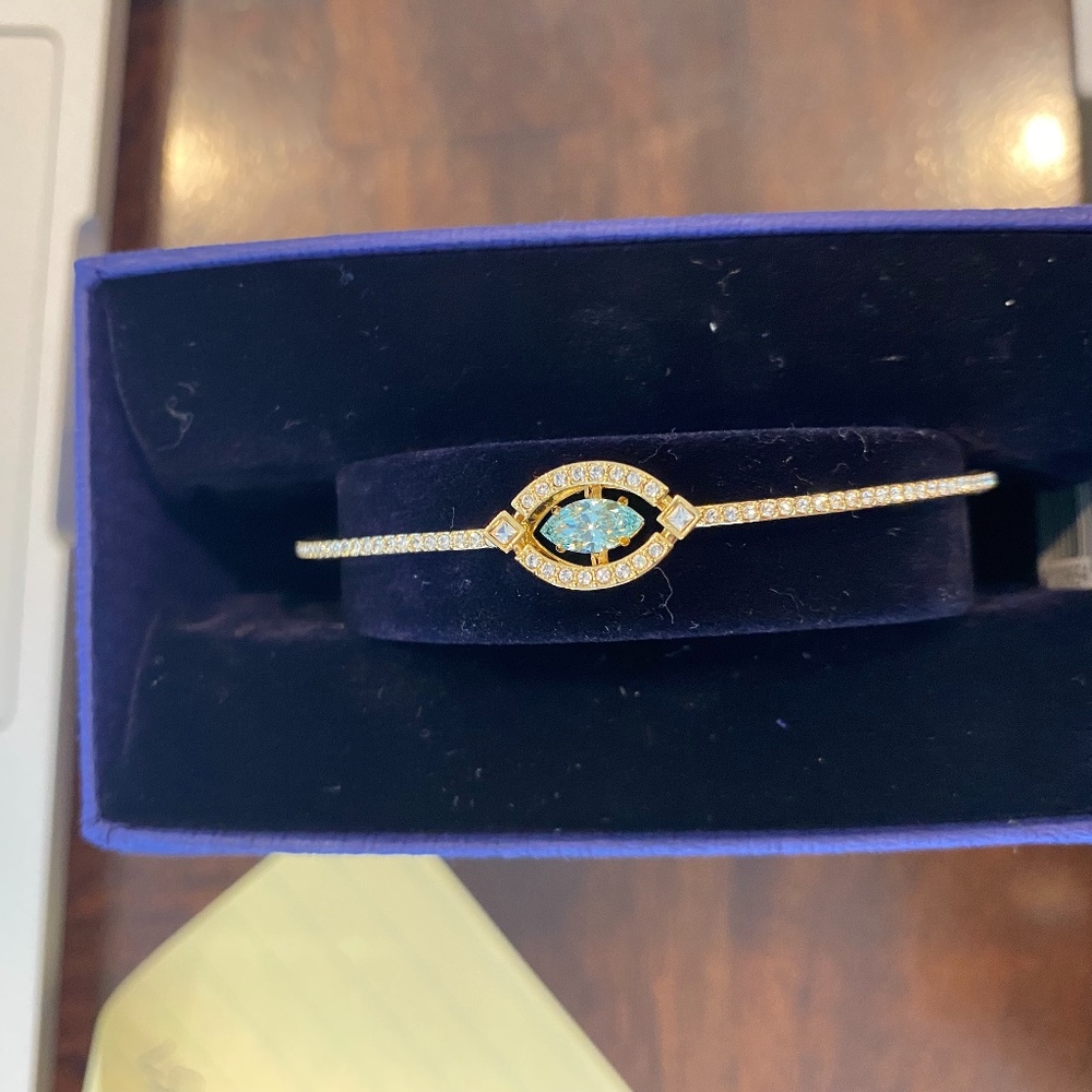 Swarovski Dancing Crystal Gold Bangle